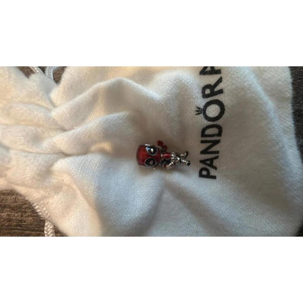 Deadpool  pandora charm